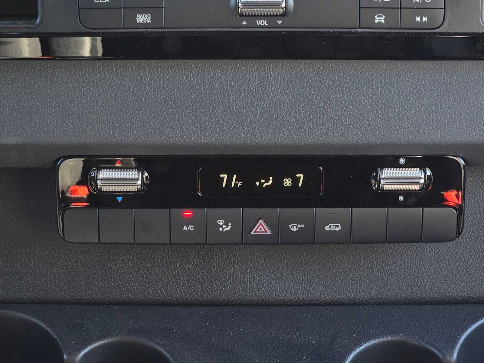 Used 2026 Mercedes-Benz Sprinter 2500 image 29