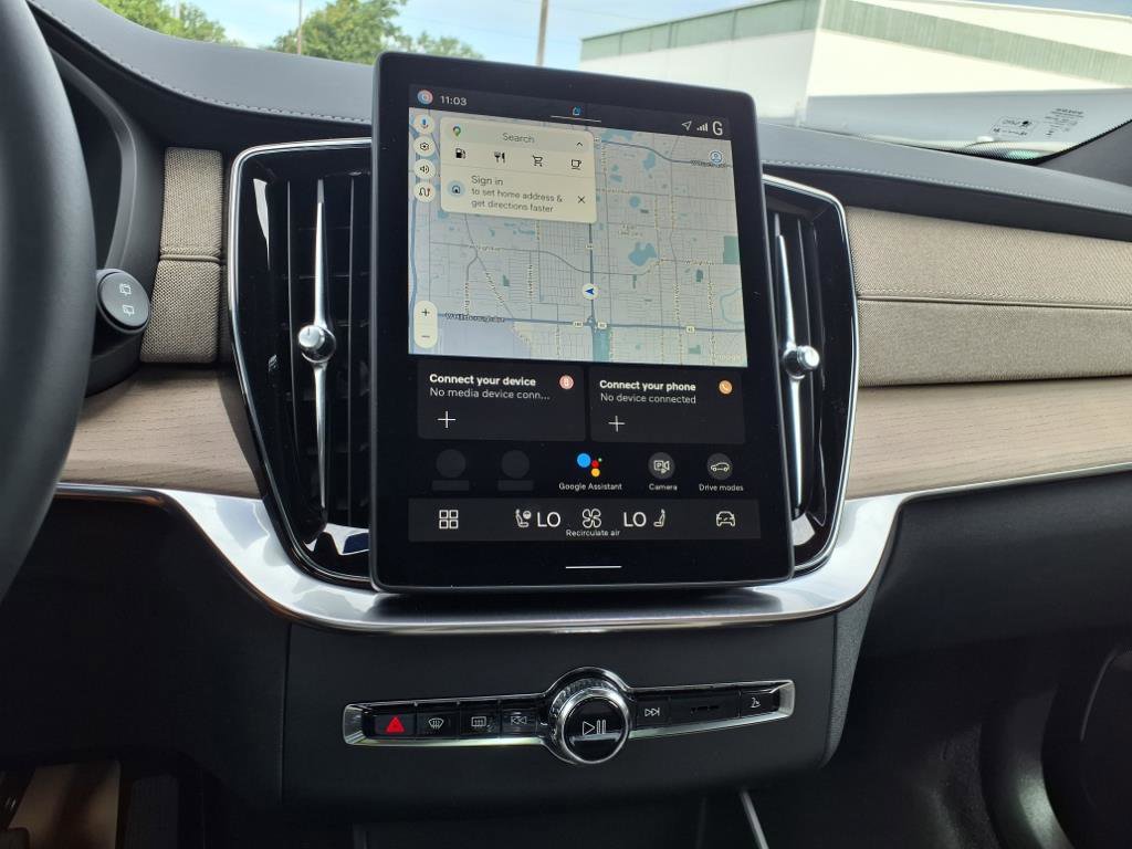 New 2026 Volvo XC90 B5 Plus w/ Protection Package Premier image 15