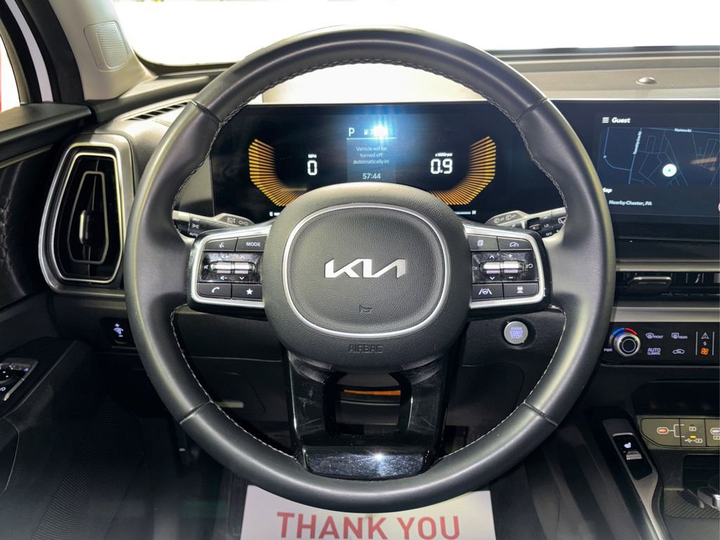 Used 2024 Kia Sorento S image 27