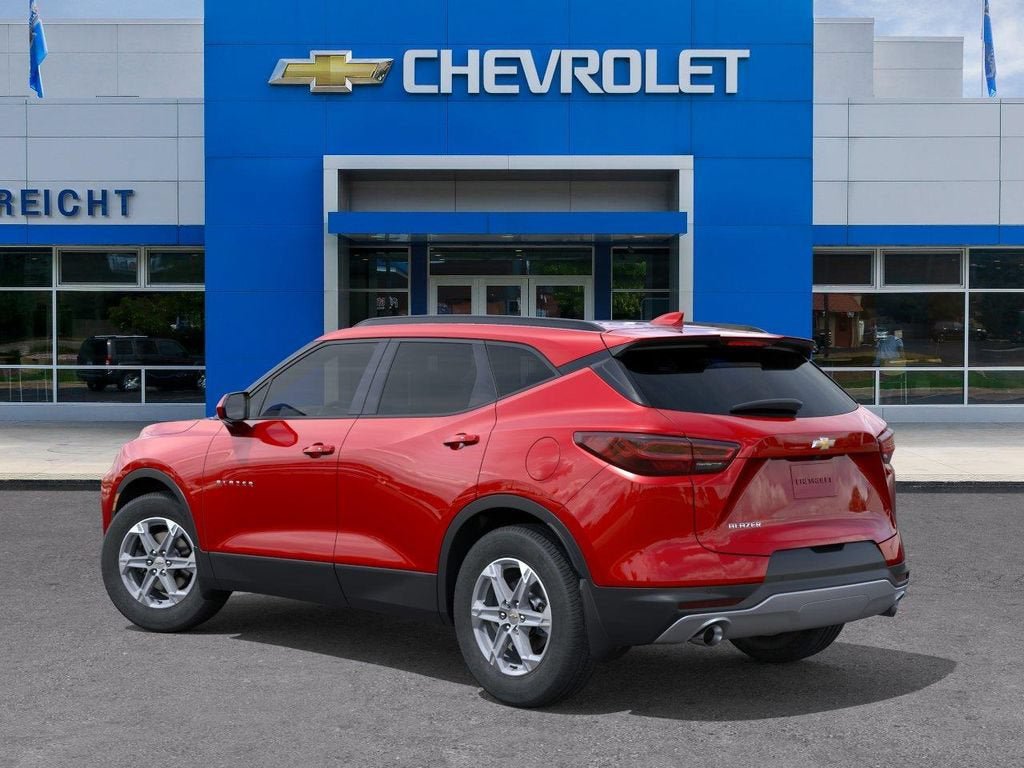 New 2026 Chevrolet Blazer LT w/ Convenience Package FWD image 3