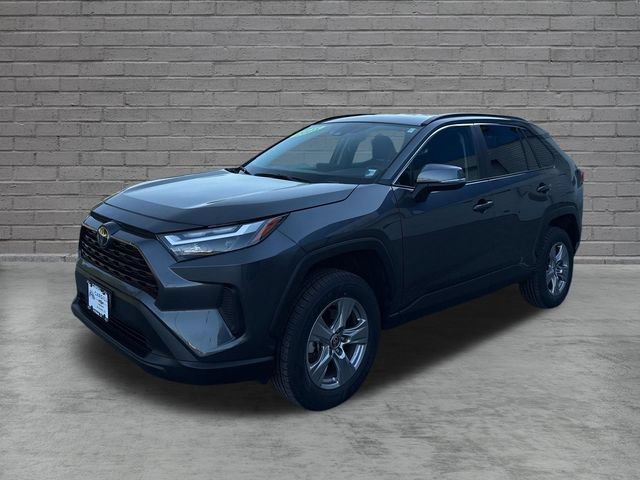 Used 2025 Toyota RAV4 XLE AWD/4WD image 3