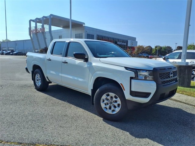 New 2025 Nissan Frontier S