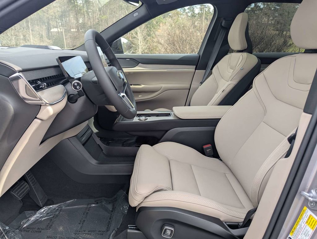 New 2026 Volvo EX90 Plus RWD image 19