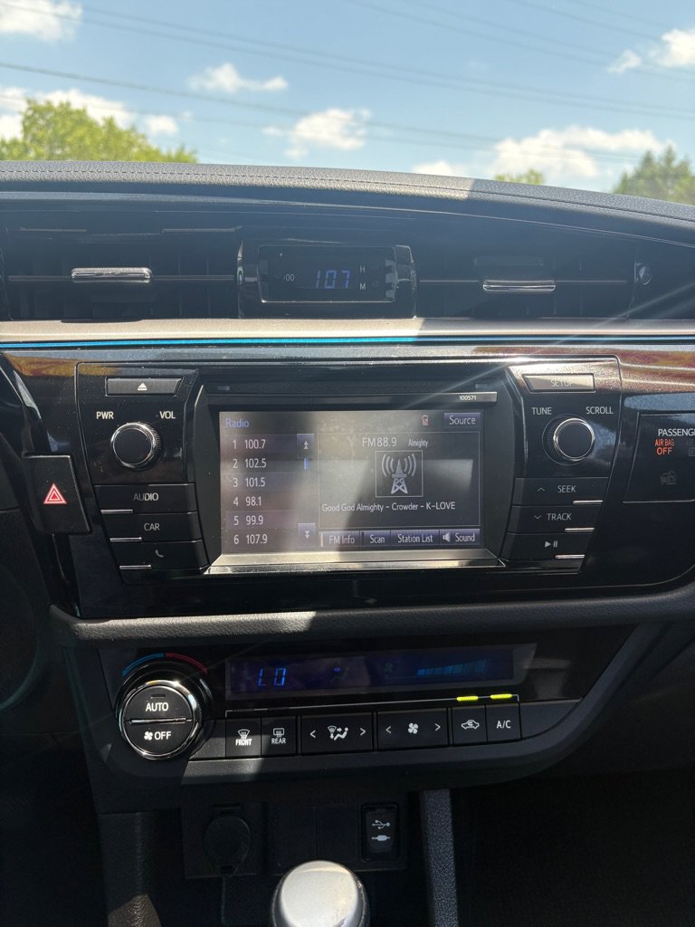 Used 2016 Toyota Corolla S FWD image 17