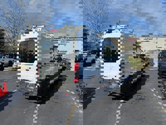 Used 2020 Ford Transit 250 Medium Roof w/ Load Area Protection Package image 8
