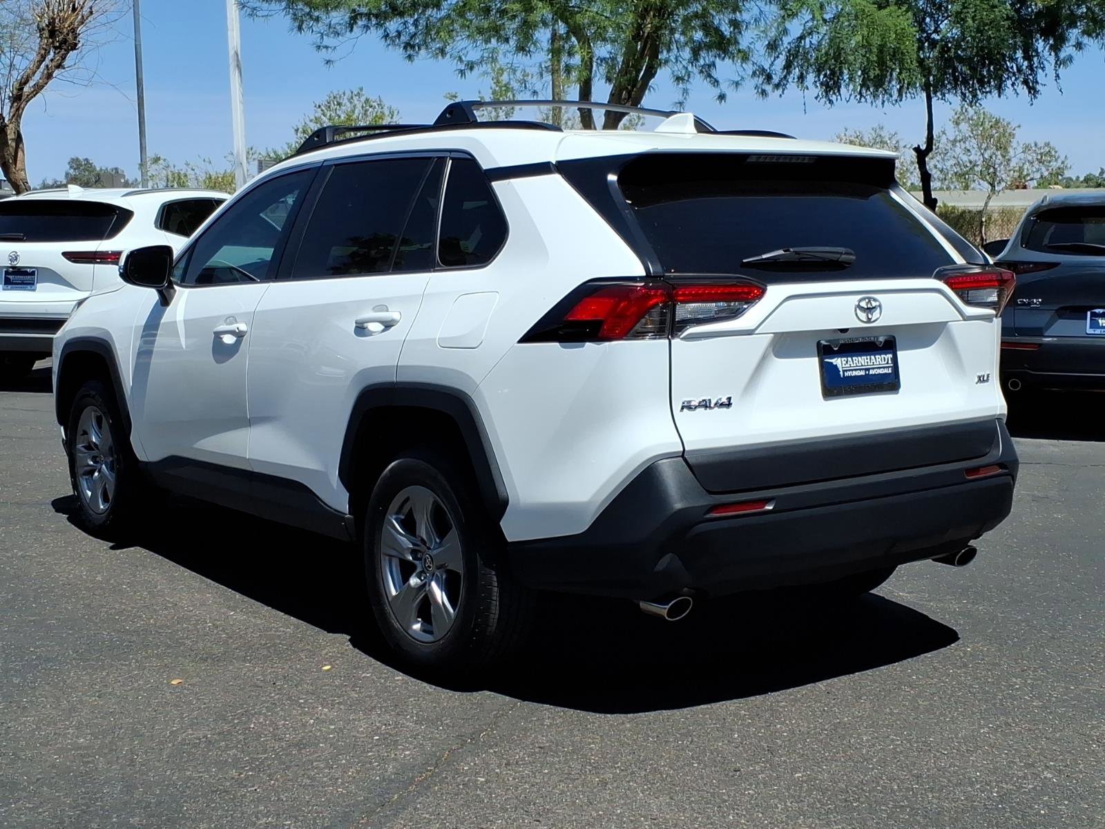 Used 2023 Toyota RAV4 XLE w/ Convenience Package FWD image 3