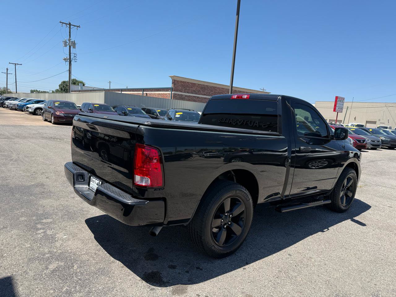 Used 2017 RAM 1500 Express w/ Black Ram 1500 Express Group RWD image 6