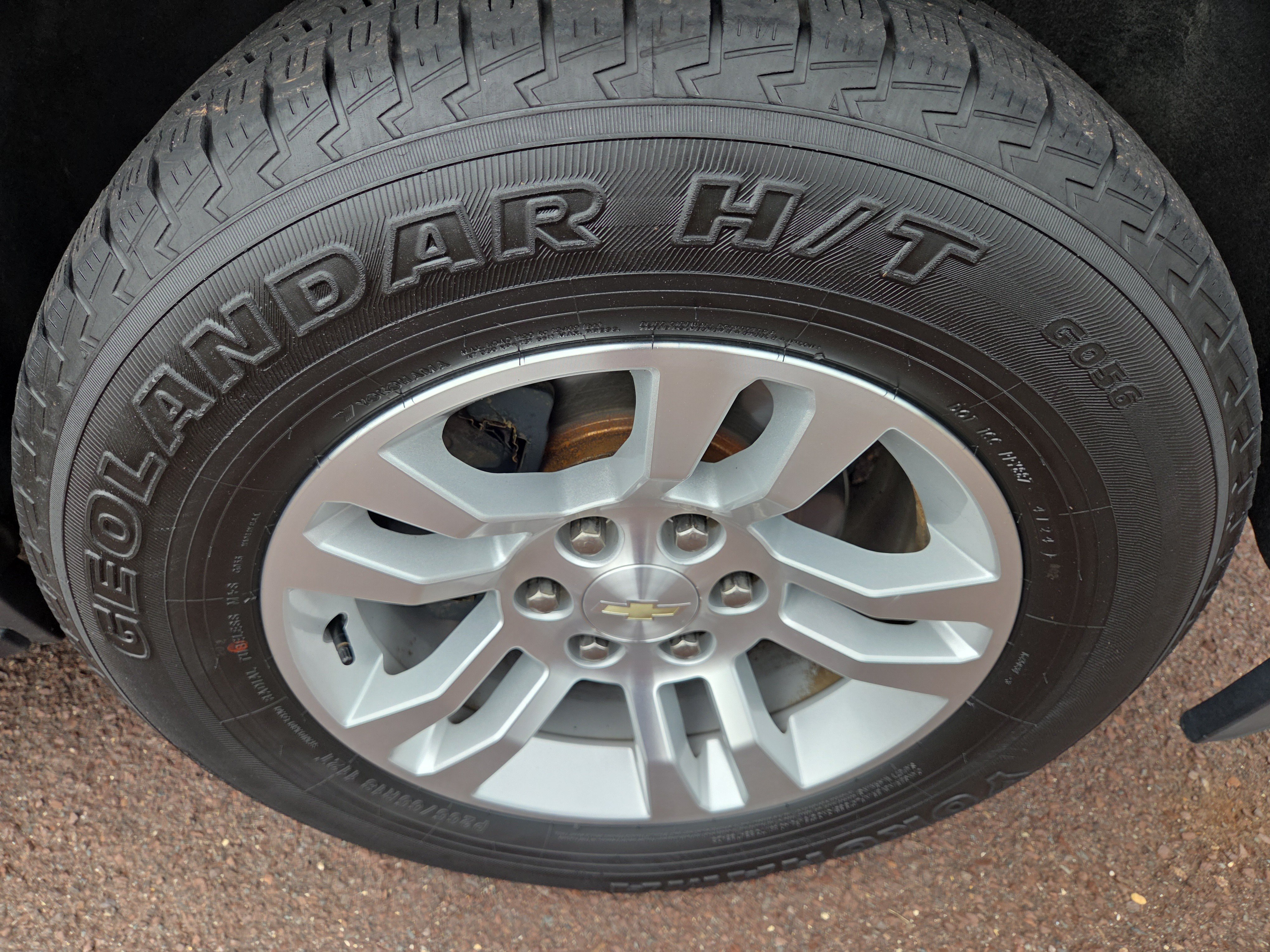 Used 2019 Chevrolet Suburban LT AWD/4WD image 9