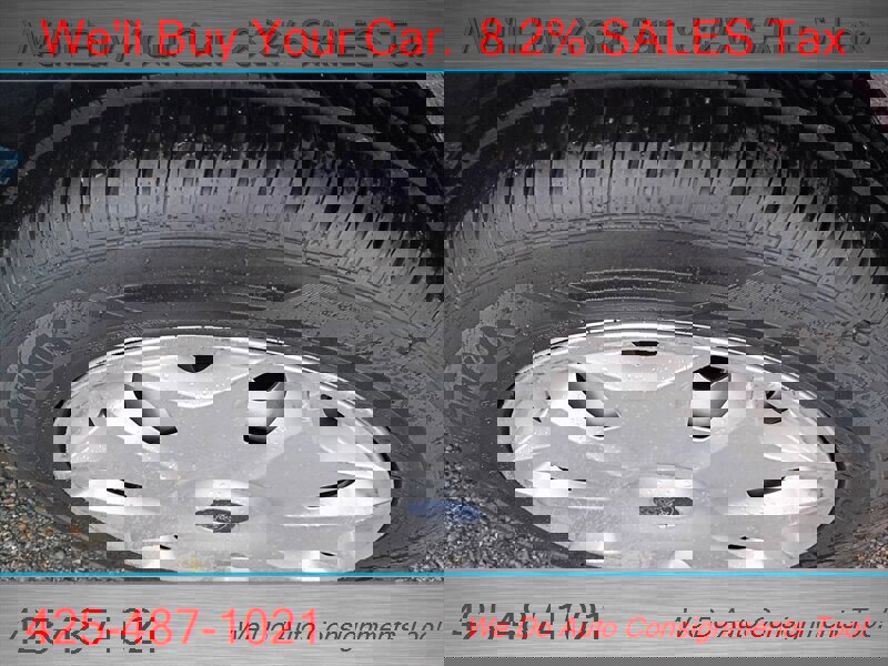 Used 2014 Ford Transit Connect XLT image 17