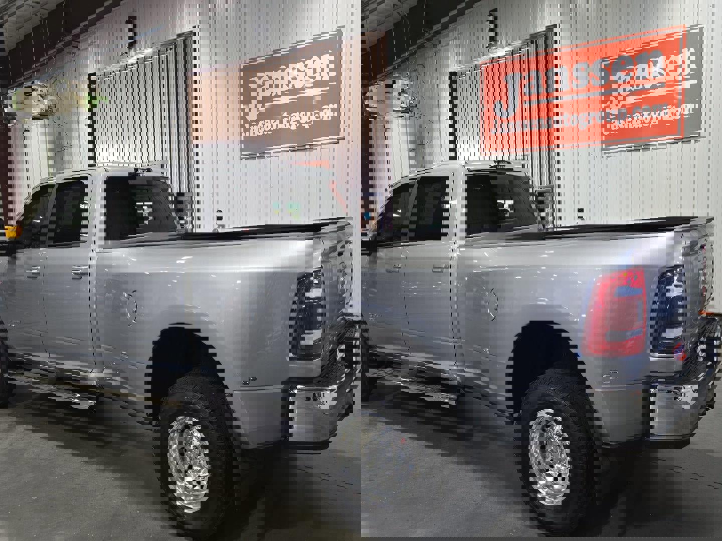 Used 2024 RAM 3500 Laramie image 3