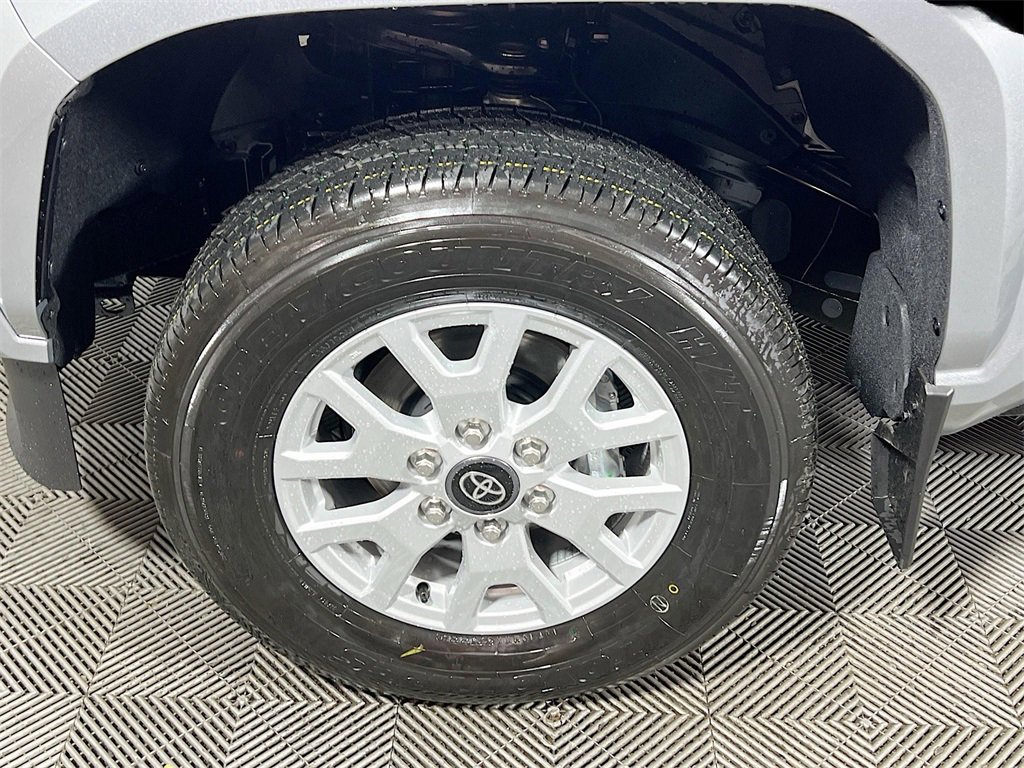 Certified 2024 Toyota Tacoma SR5 image 26