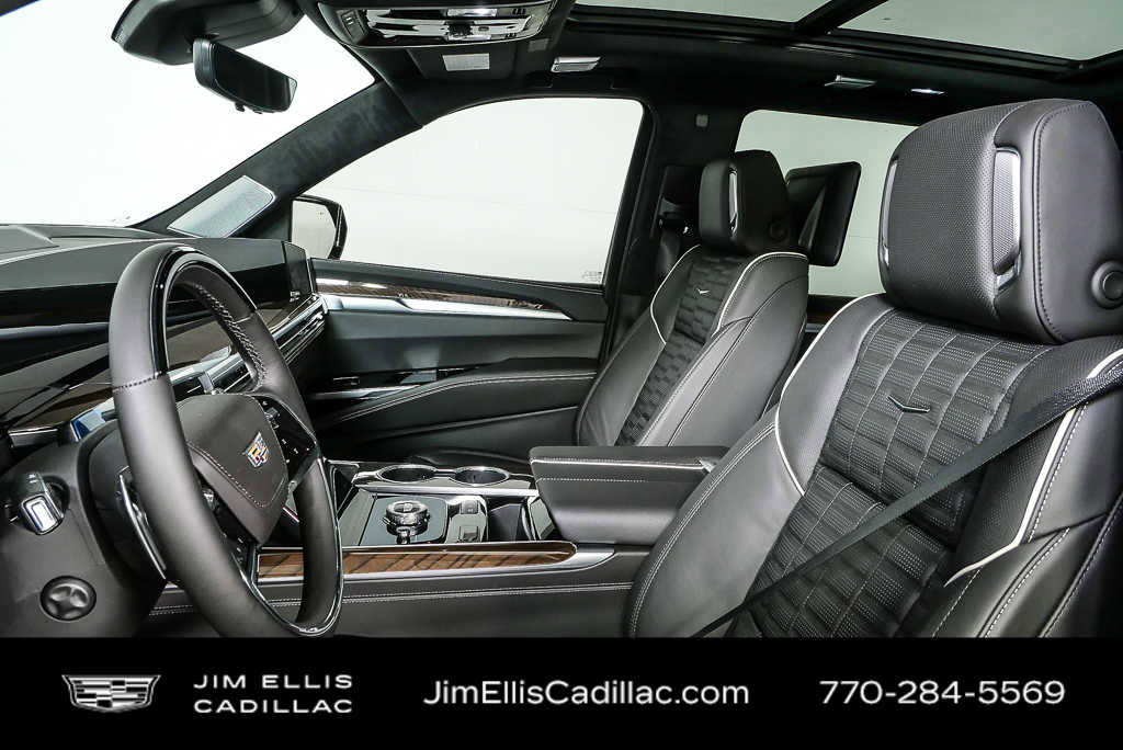 New 2026 Cadillac Escalade Platinum Sport AWD/4WD image 8
