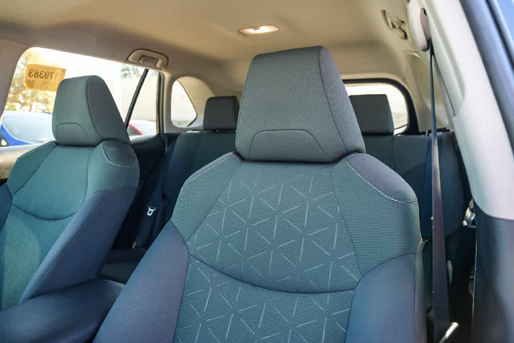 Certified 2023 Toyota RAV4 XLE AWD/4WD image 18