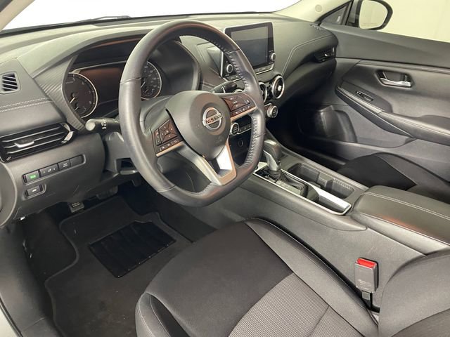 Used 2021 Nissan Sentra SV image 3
