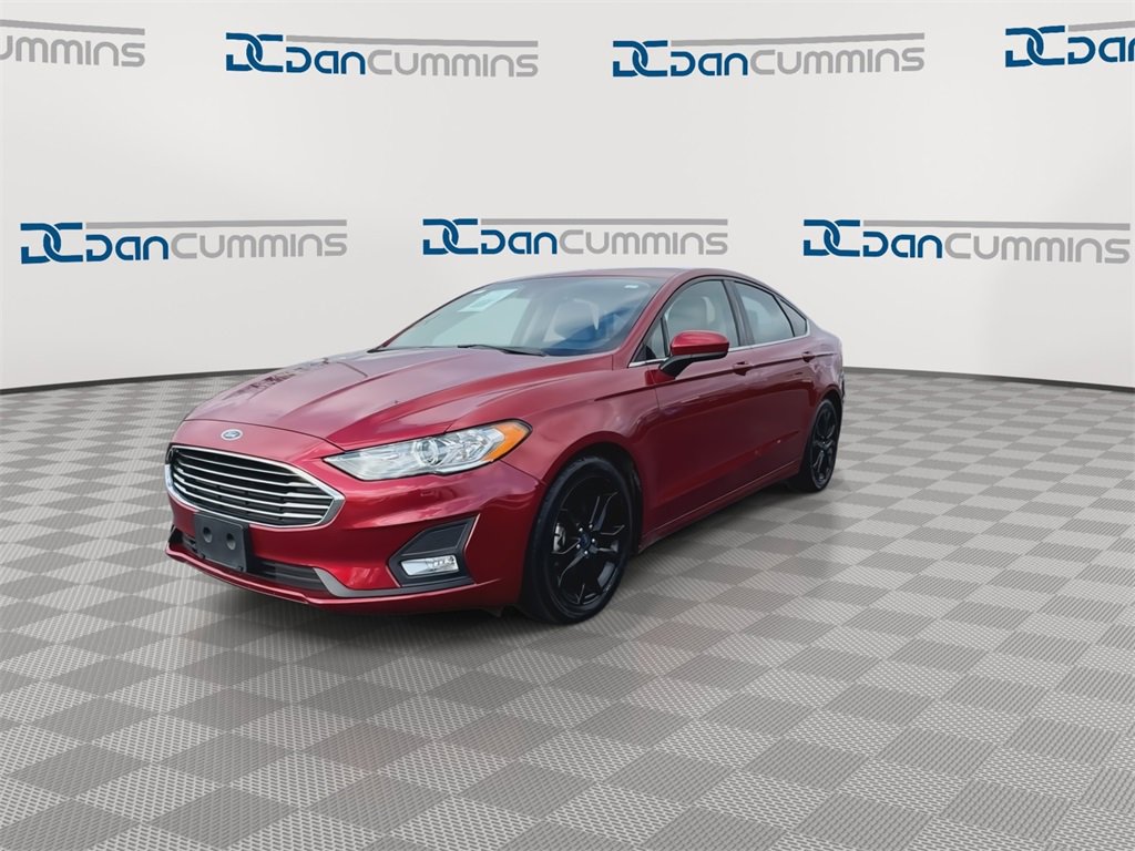 Used 2019 Ford Fusion SE w/ Equipment Group 151A image 4