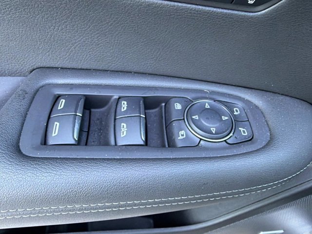 Used 2024 Cadillac XT6 Premium Luxury w/ Technology Package image 11