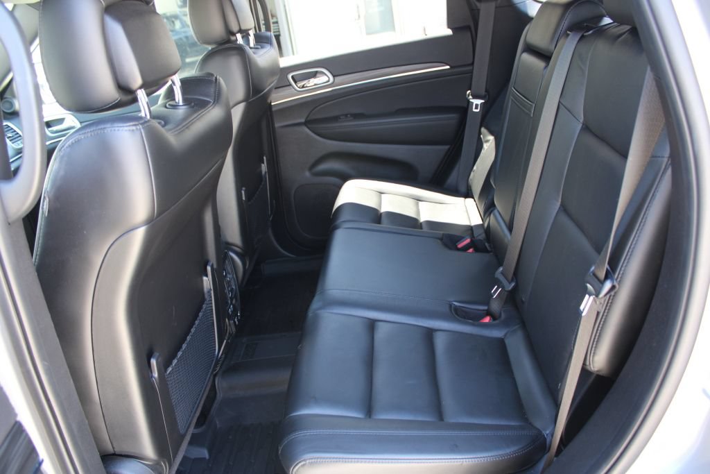 Used 2021 Jeep Grand Cherokee Limited RWD image 16