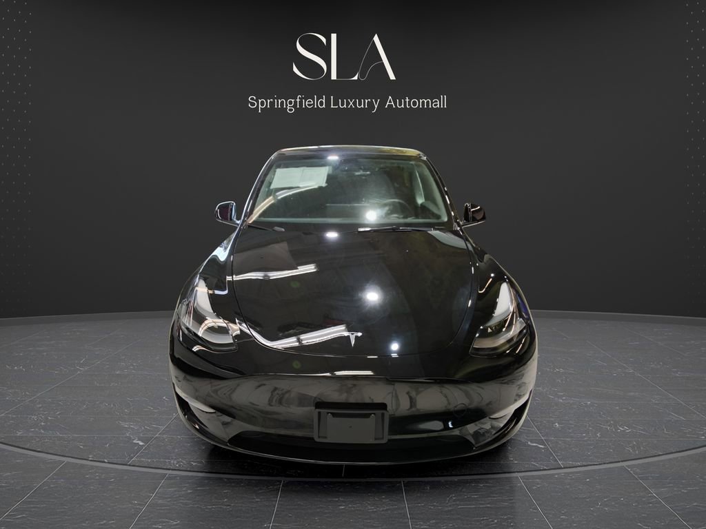 Used 2023 Tesla Model Y Long Range image 3