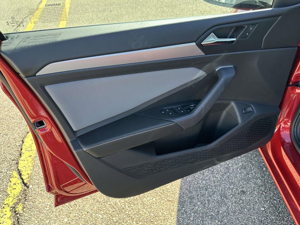 New 2026 Volkswagen Jetta SE image 11