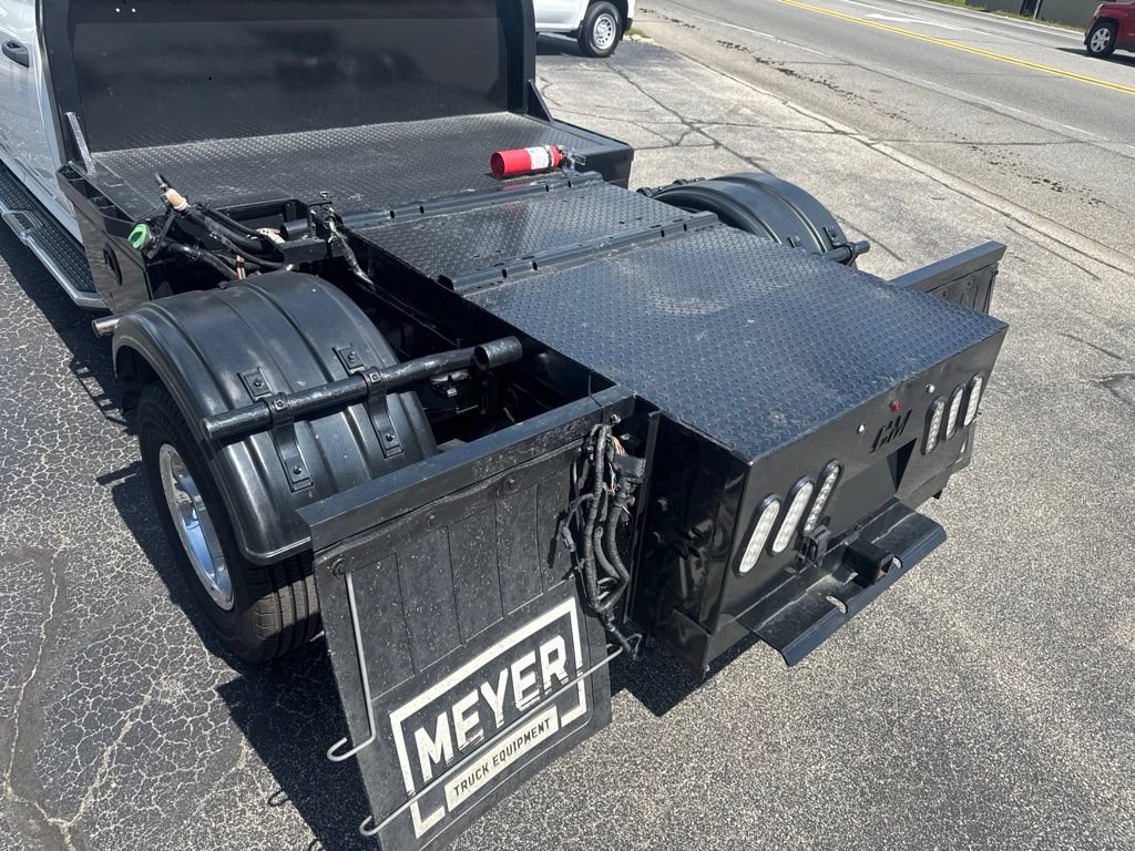 Used 2024 RAM 3500 Big Horn AWD/4WD image 21