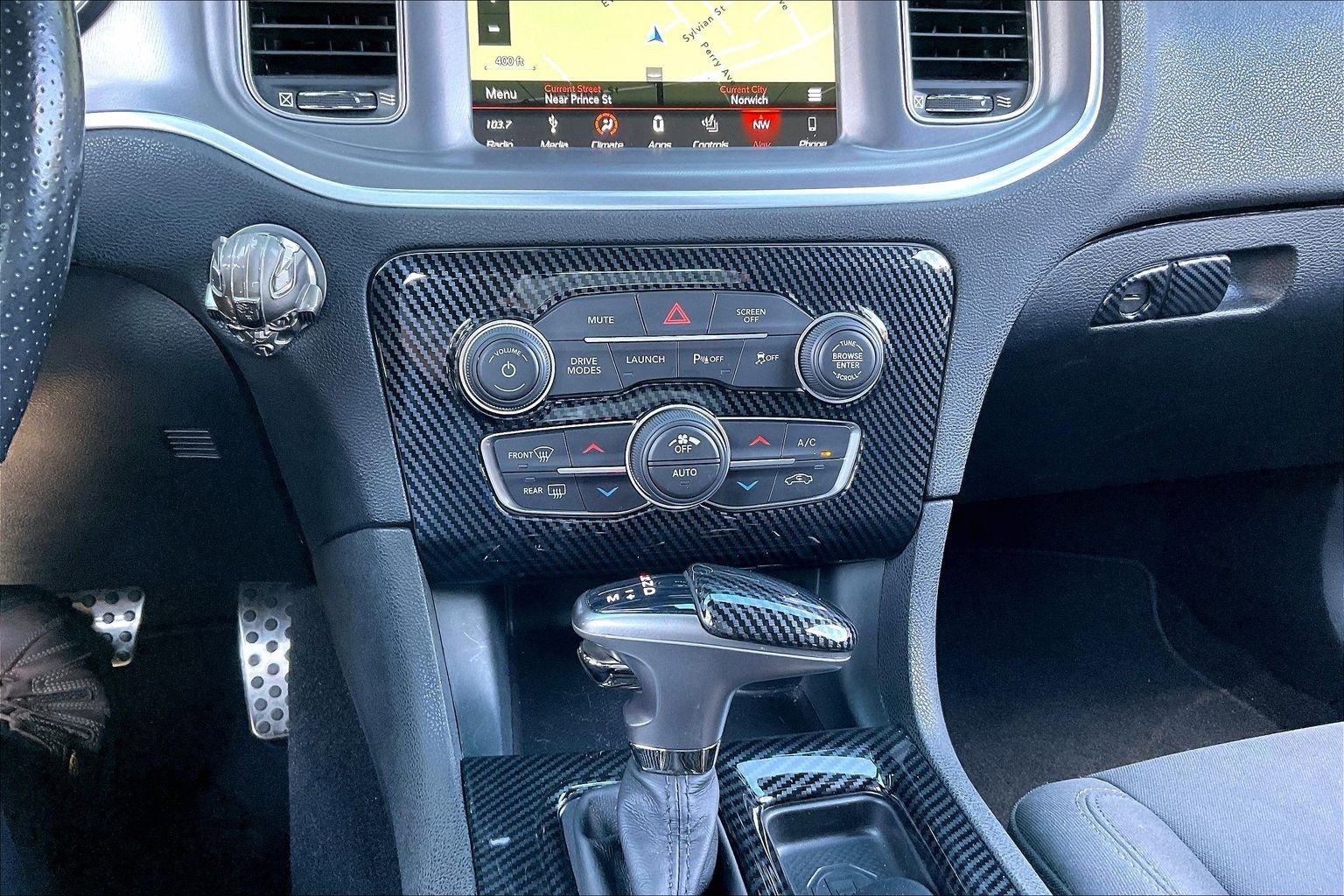 Used 2019 Dodge Charger Scat Pack w/ Dynamics Package RWD image 21