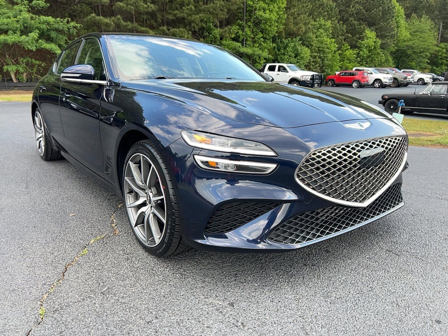 Used 2023 Genesis G70 2.0T AWD/4WD image 3