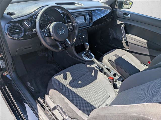 Used 2018 Volkswagen Beetle 2.0T Coast FWD image 8