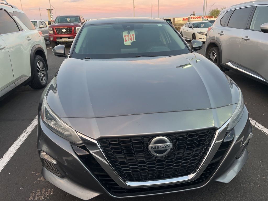 Certified 2021 Nissan Altima 2.5 SV w/ SV Premium Package image 2