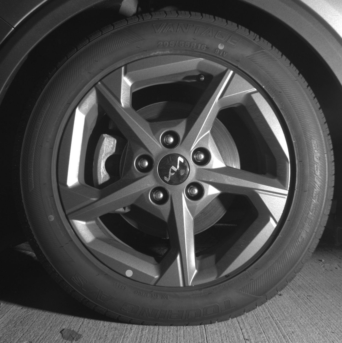 Used 2025 Kia K4 LXS image 12