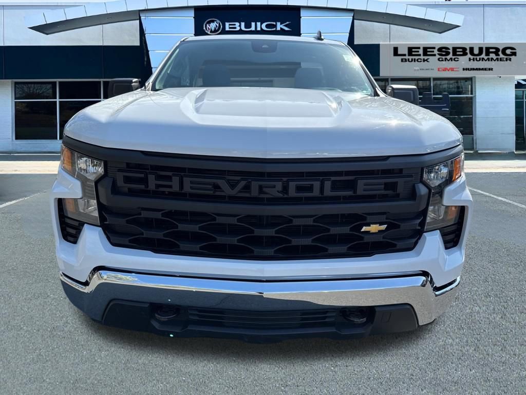 Used 2025 Chevrolet Silverado 1500 W/T image 2