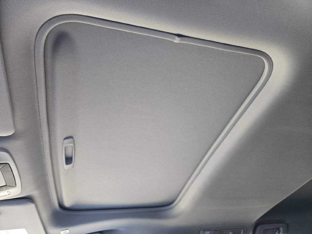New 2026 Toyota Sienna XLE FWD image 23