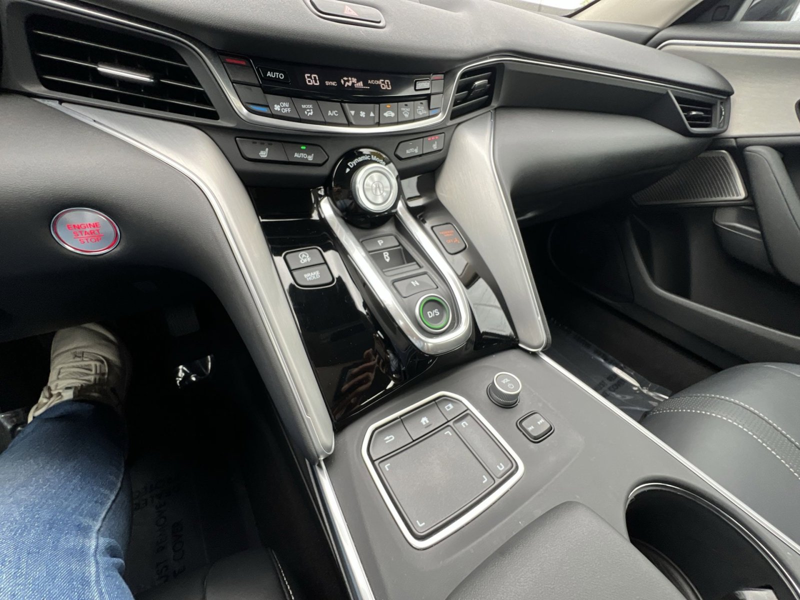 Certified 2025 Acura TLX w/ Technology Package image 19