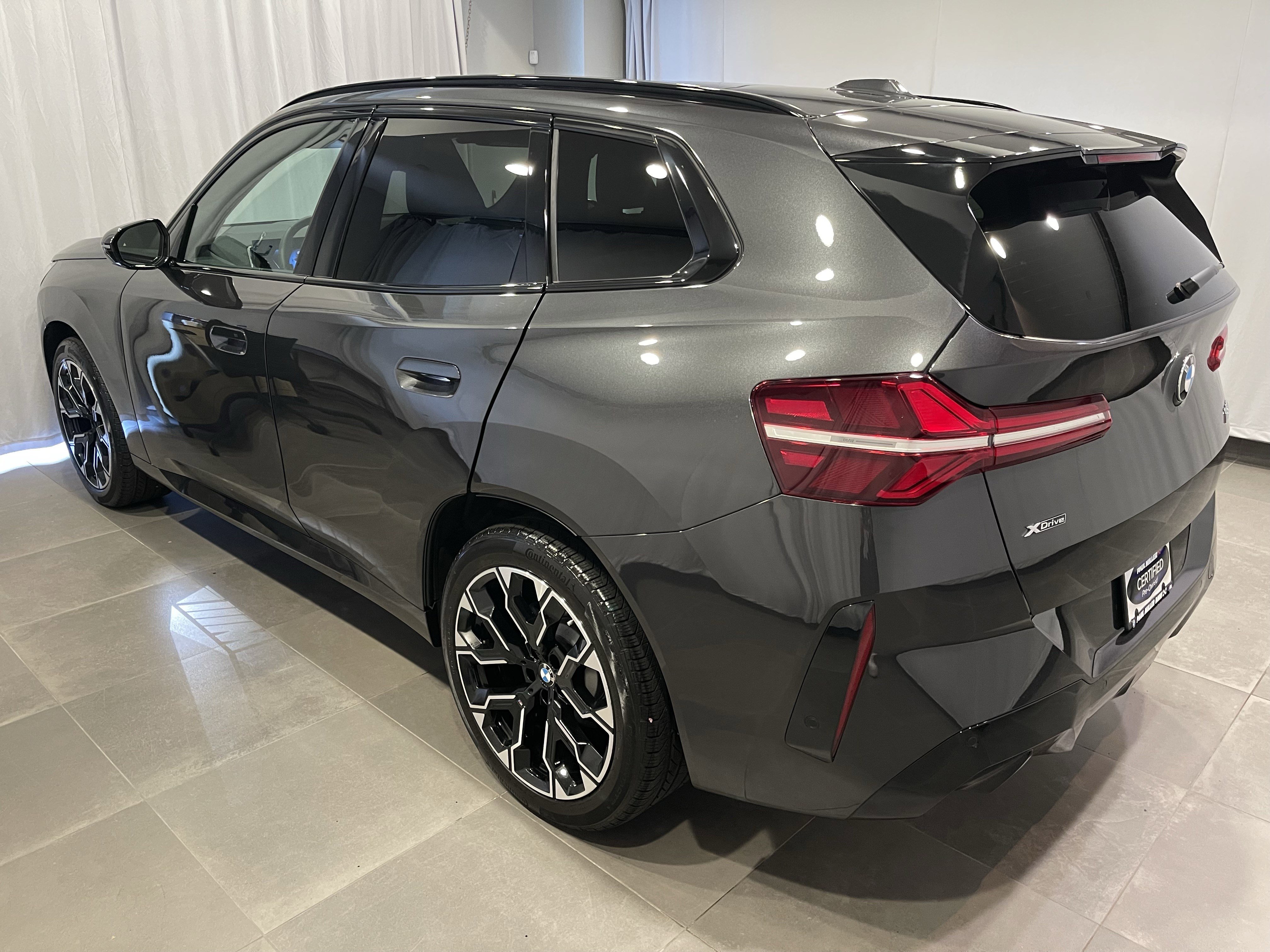 Used 2025 BMW X3 xDrive30i w/ M Sport Package image 4