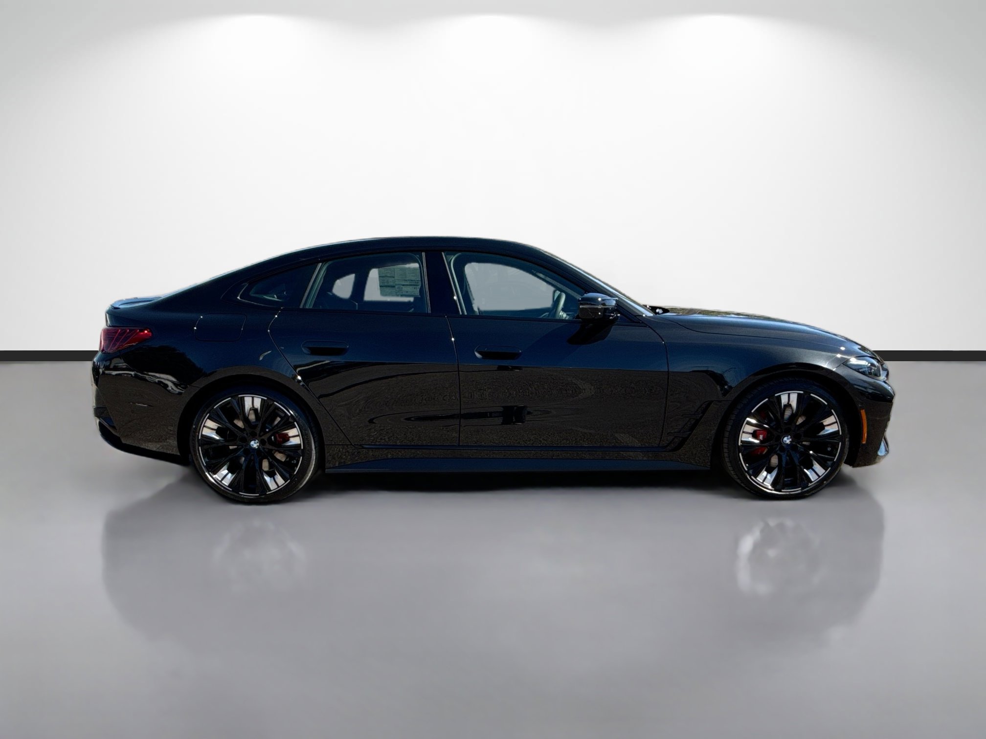 New 2026 BMW M440i w/ Premium Package RWD image 2