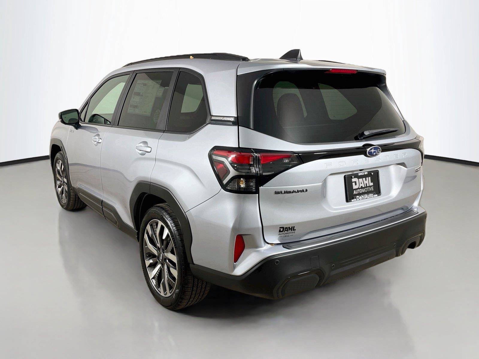 New 2026 Subaru Forester Touring AWD/4WD image 10