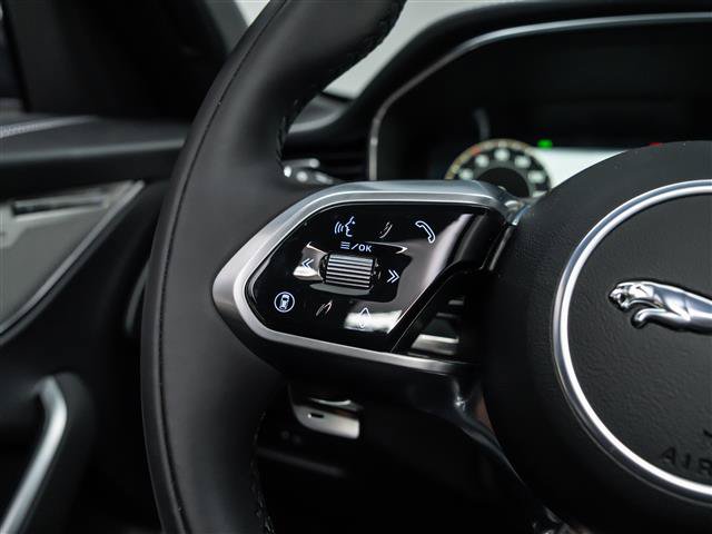 New 2025 Jaguar F-PACE R-Dynamic S AWD/4WD image 21