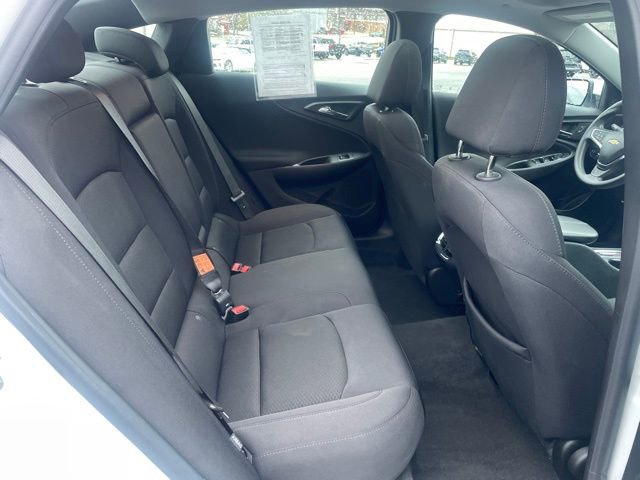 Used 2024 Chevrolet Malibu LT image 35