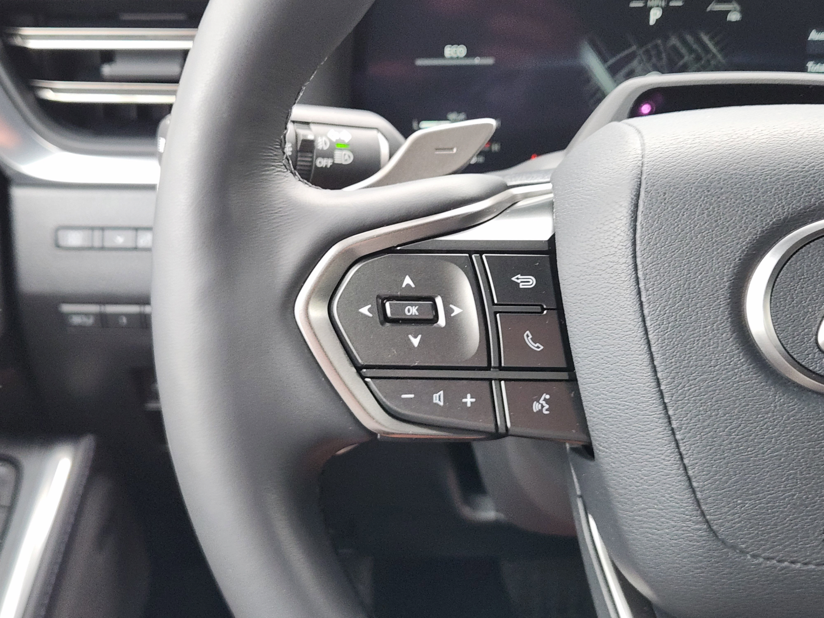 Certified 2024 Lexus GX 550 w/ Accessory Package (Z1) AWD/4WD image 10