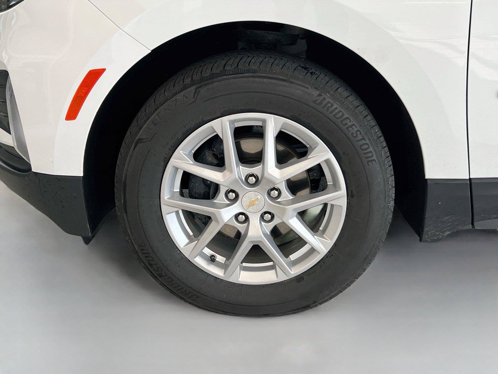 Used 2024 Chevrolet Equinox LT AWD/4WD image 28