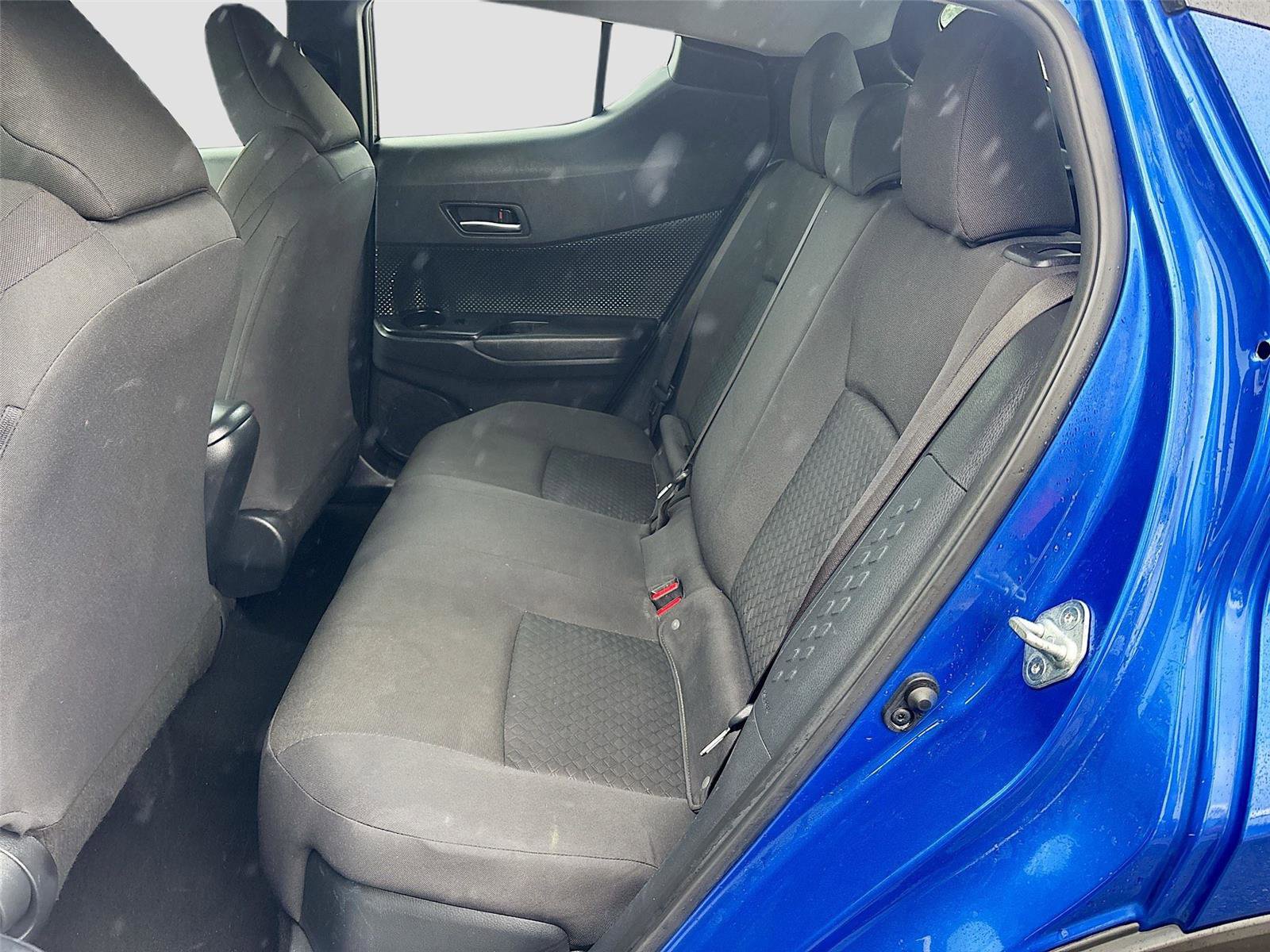 Used 2020 Toyota C-HR LE image 24