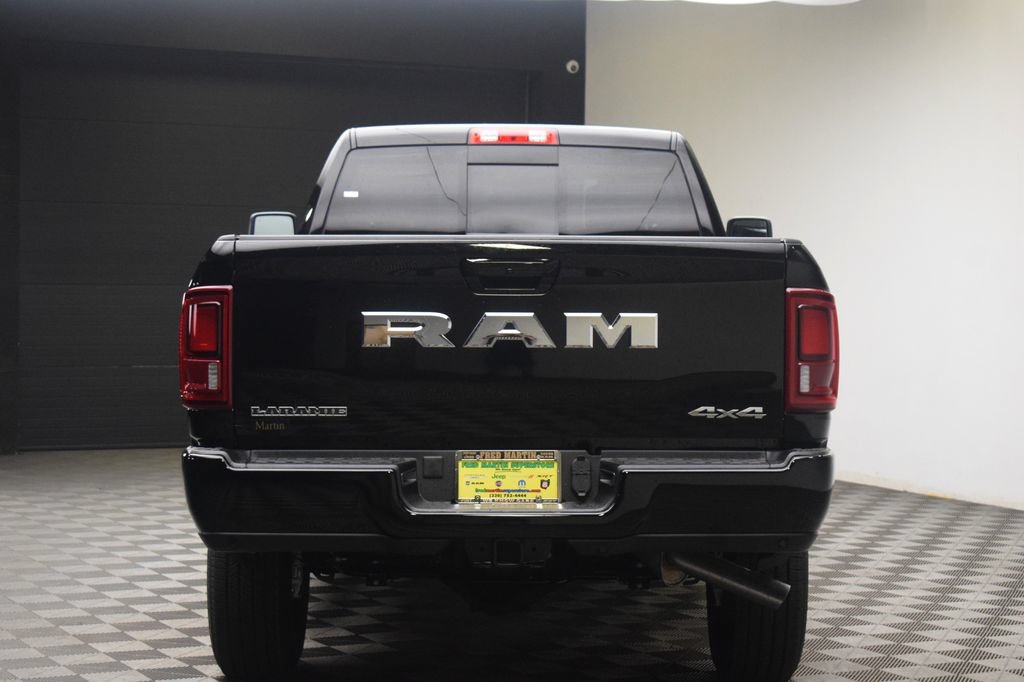 New 2026 RAM 2500 Laramie AWD/4WD image 13