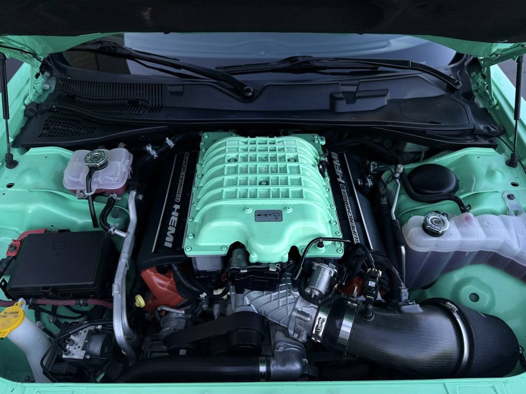 Used 2016 Dodge Challenger SRT Hellcat RWD image 26