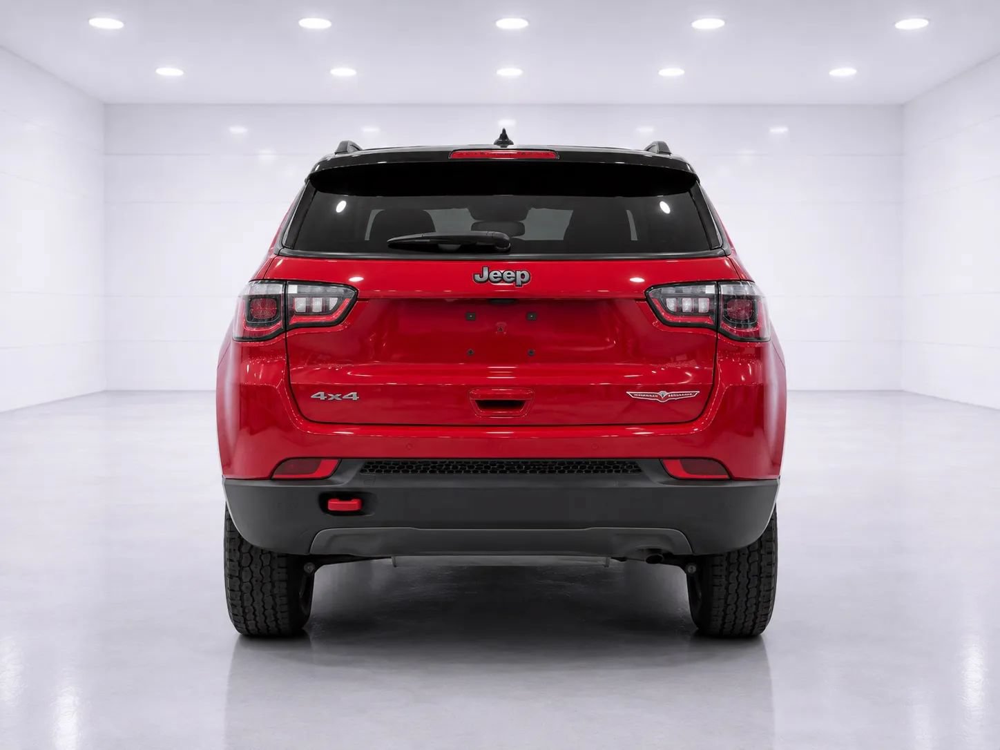 Used 2025 Jeep Compass Trailhawk AWD/4WD image 4