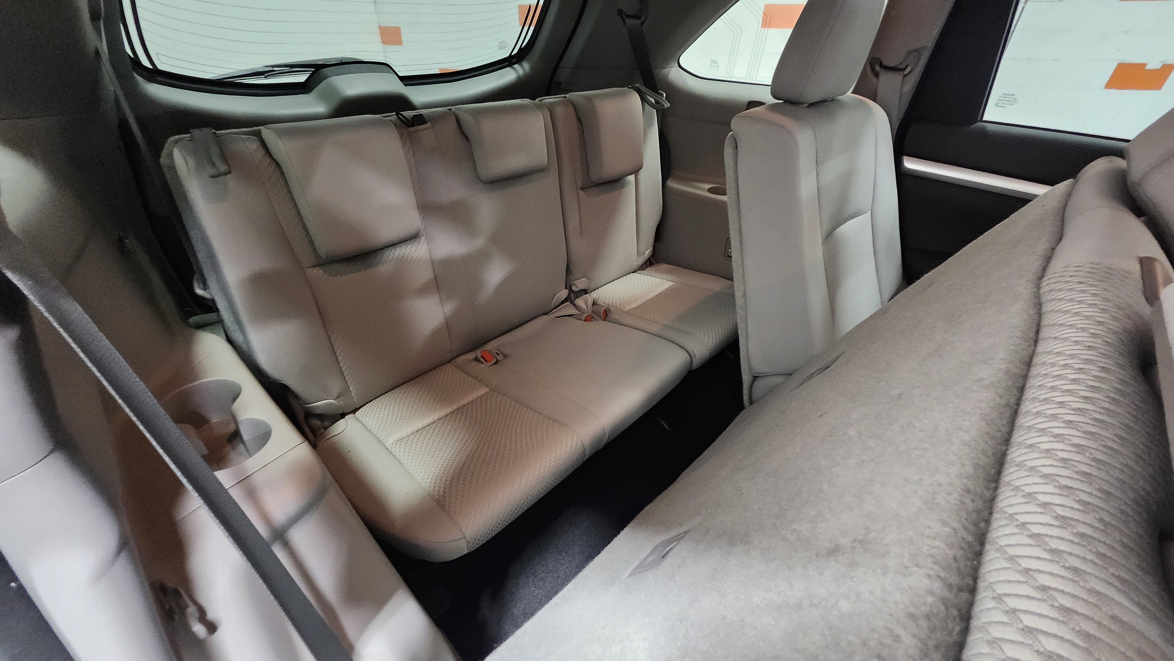 Used 2015 Toyota Highlander LE image 18