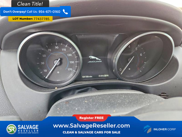 Used 2018 Jaguar XE Prestige image 12