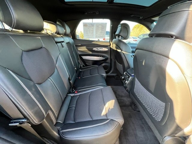 Used 2023 Genesis GV70 2.5T Sport Prestige w/ Sport Prestige Package image 13