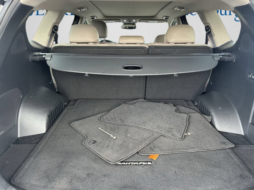 Used 2020 Hyundai Santa Fe Limited FWD image 15