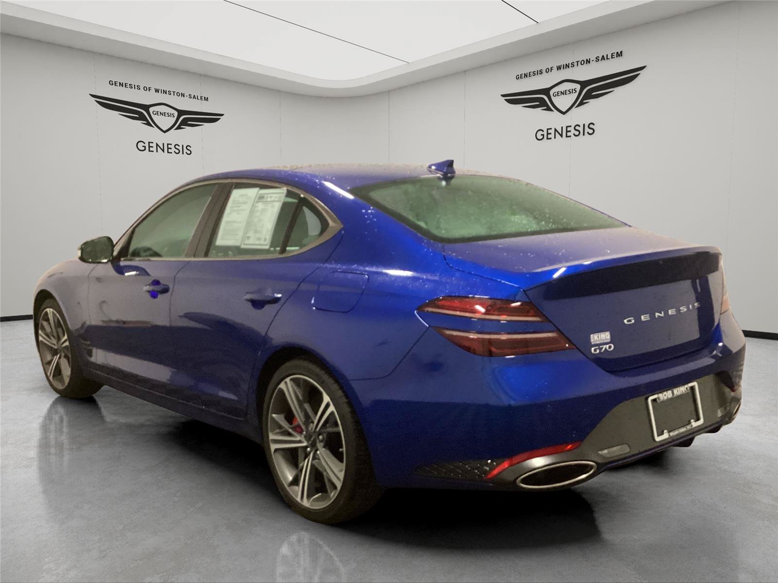 Used 2025 Genesis G70 2.5T w/ Sport Prestige Package RWD image 3