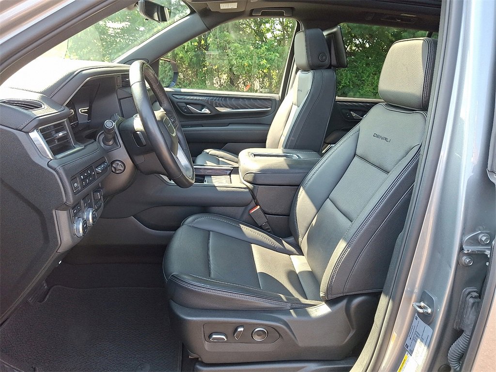 Certified 2023 GMC Yukon Denali w/ Denali Reserve Package image 15