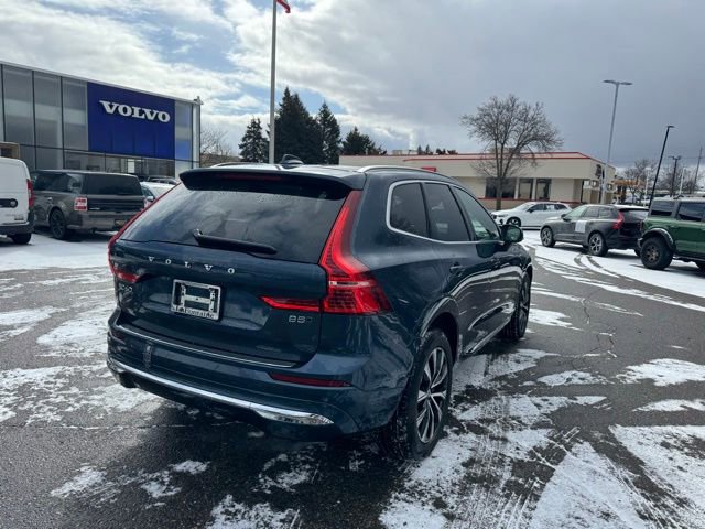 Used 2023 Volvo XC60 B5 Plus w/ Climate Package image 4